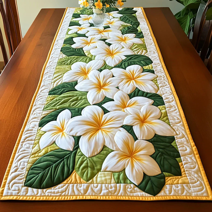 Gesteppter Tischläufer - Frangipani-Blüten